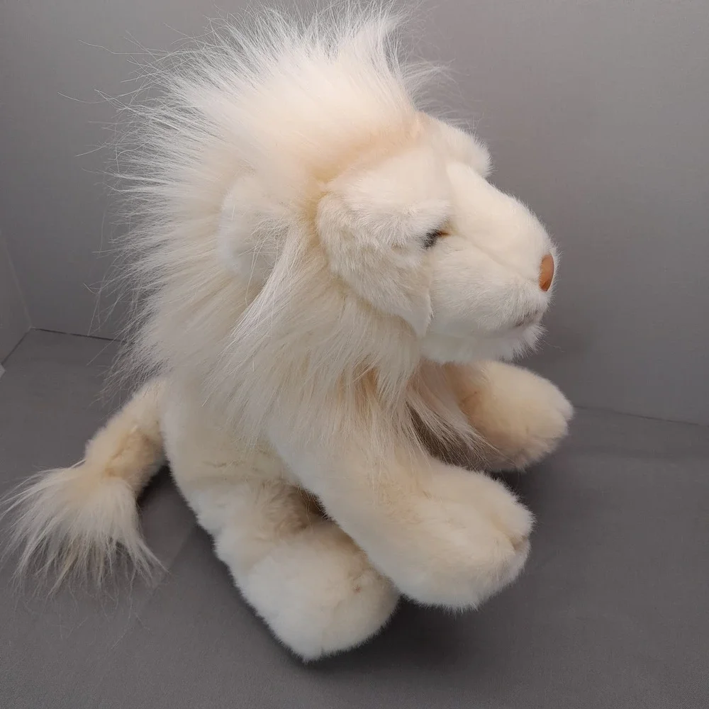 Wildlife Tree White Lion Plush Stuffed Animal Soft Fluffy Mane 10 Inch Sitting